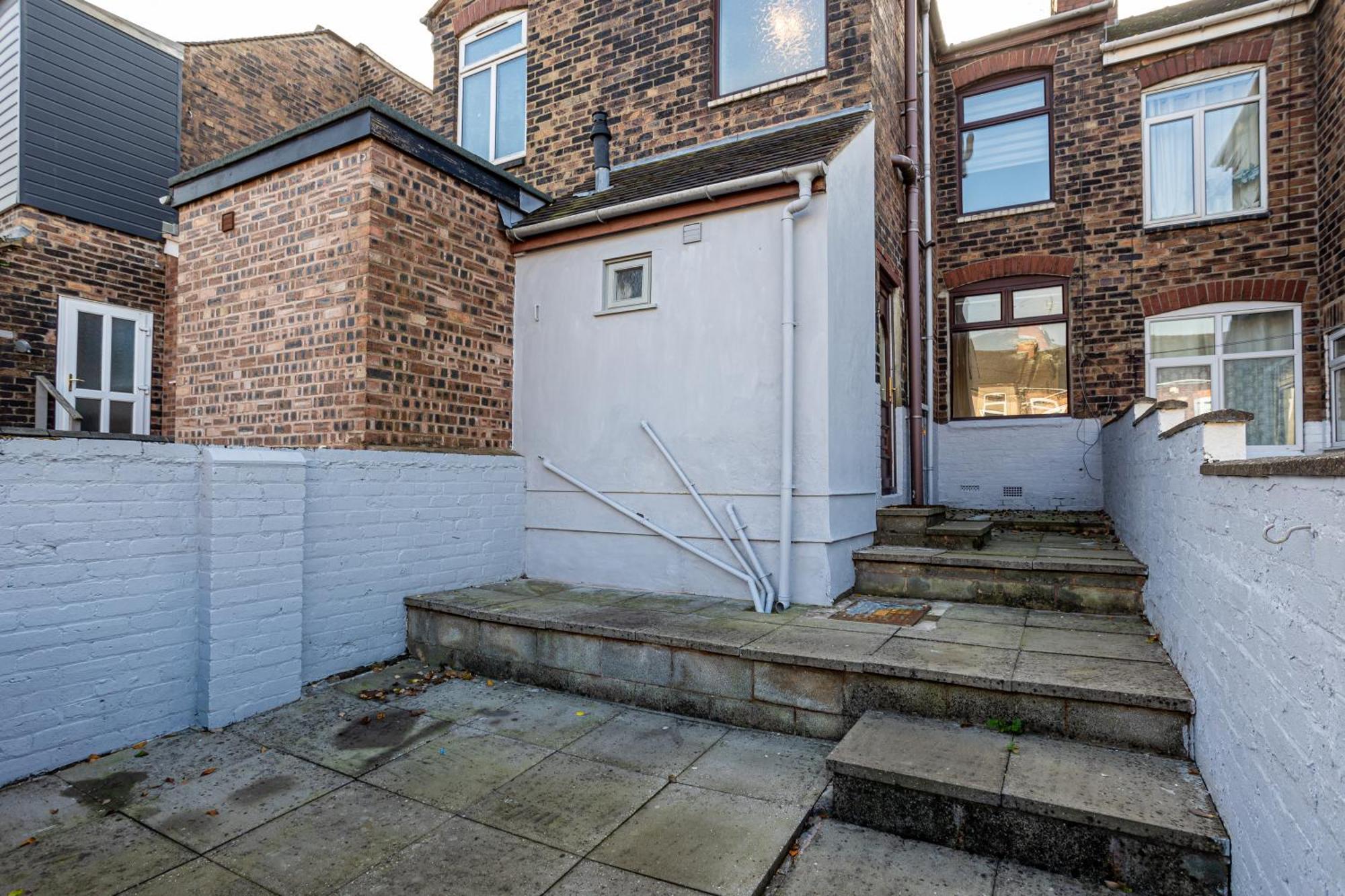 Coronation House By Yourstays - 3 Bedroom House In Newcastle-Under-Lyme Stoke-on-Trent Bagian luar foto